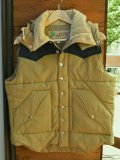 SUGAR CANE N/C PADDING VEST W/HOOD シュガーケーン6/4クロス 中綿パディングベスト フード着脱式 SC-13068 BEIGE