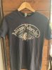 画像1: 別注 Johnson Motors'Inc WING WHELL S/S tee ジョンソンモータース半袖Tシャツ JET BLACK (1)