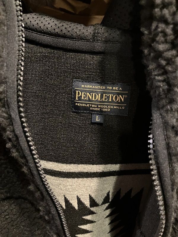 PENDLETON ボアフリースパーカー